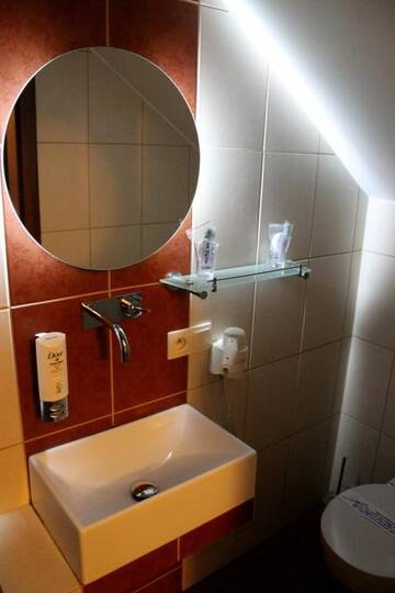 Фото номера Стандартный двухместный номер с 1 кроватью Отель Hotel Linder г. Malnia 12