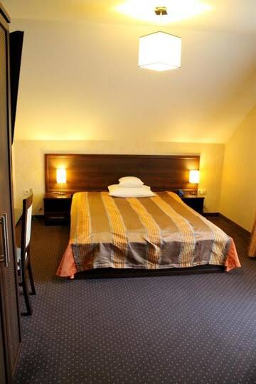 Фото номера Стандартный двухместный номер с 1 кроватью Отель Hotel Linder г. Malnia 17