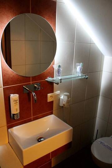 Фото номера Стандартный двухместный номер с 1 кроватью Отель Hotel Linder г. Malnia 6